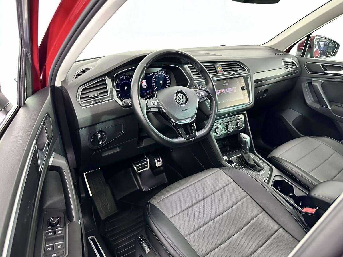Купить Volkswagen Tiguan, 2018, 95 680 км, фото №9