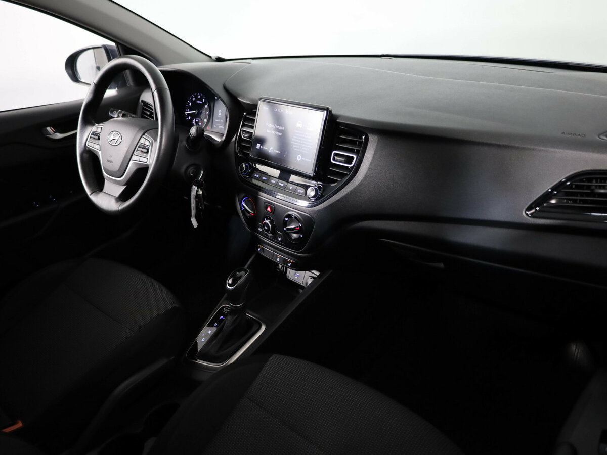 Купить Hyundai Solaris II Рестайлинг, 2021, 39 807 км, фото №15