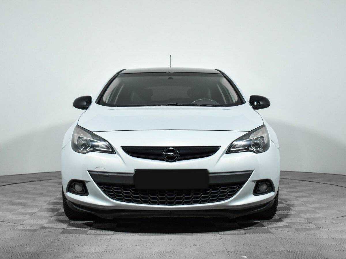 Купить Opel Astra GTC, 2012, 200 110 км, фото №2