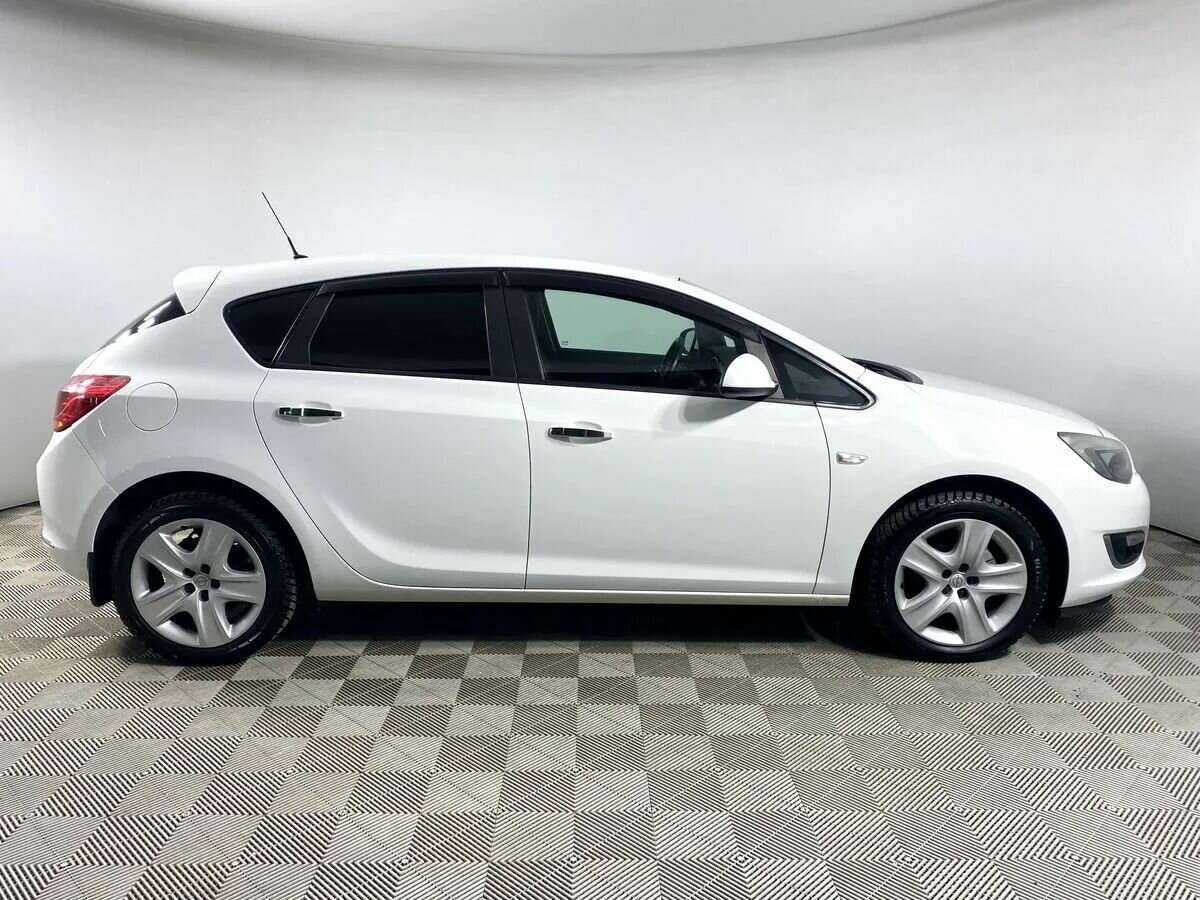 Купить Opel Astra, 2012, 110 000 км, фото №3