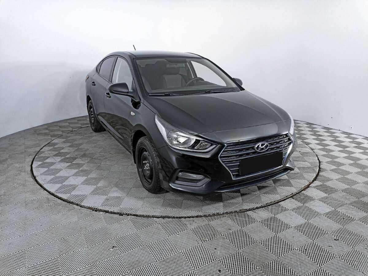 Купить Hyundai Solaris, 2018, 98 002 км, фото №3