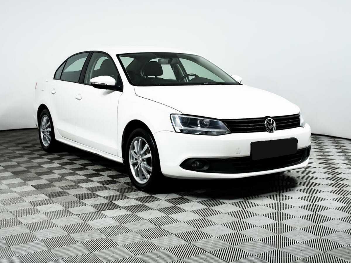 Купить Volkswagen Jetta, 2012, 159 700 км, фото №3