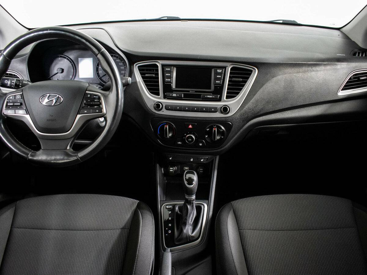 Купить Hyundai Solaris II, 2020, 173 426 км, фото №9