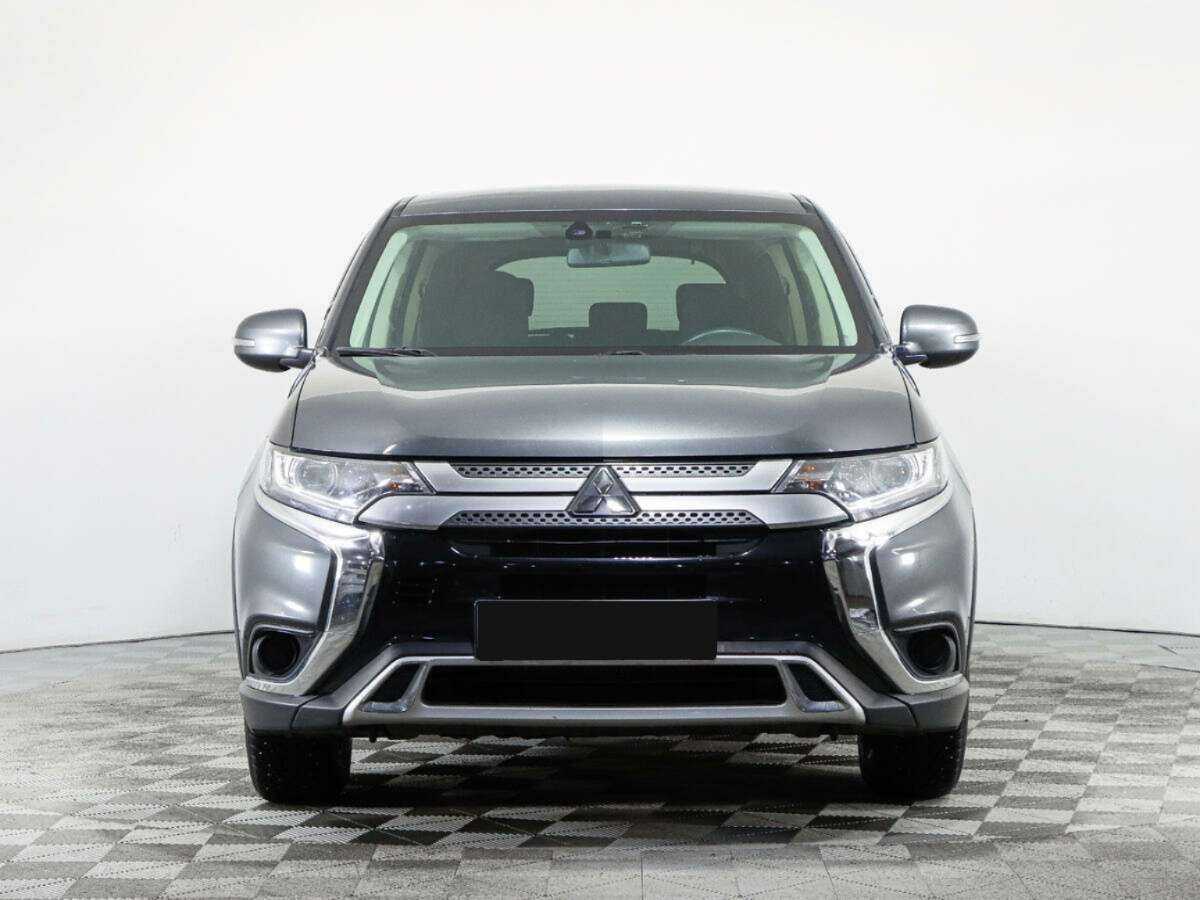 Купить Mitsubishi Outlander, 2019, 120 000 км, фото №2