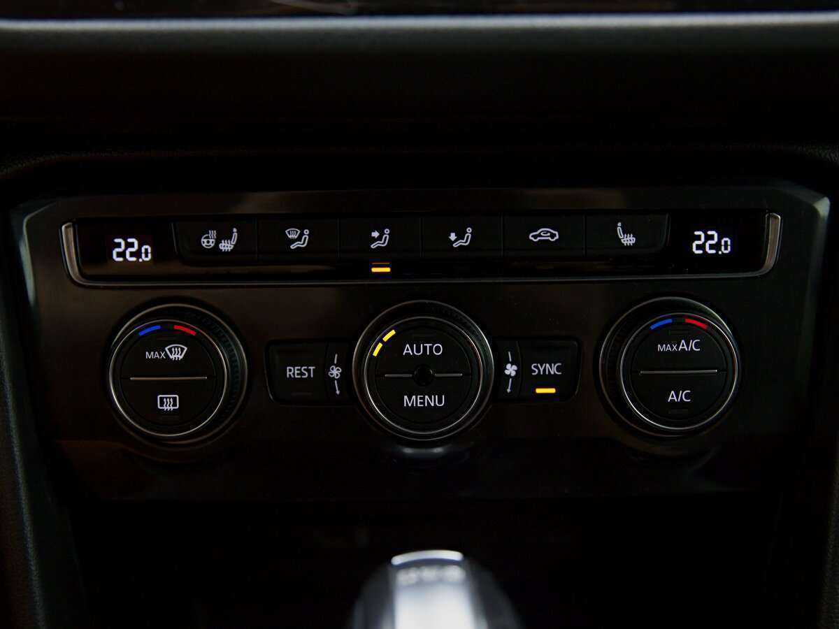 Купить Volkswagen Tiguan, 2018, 72 531 км, фото №12