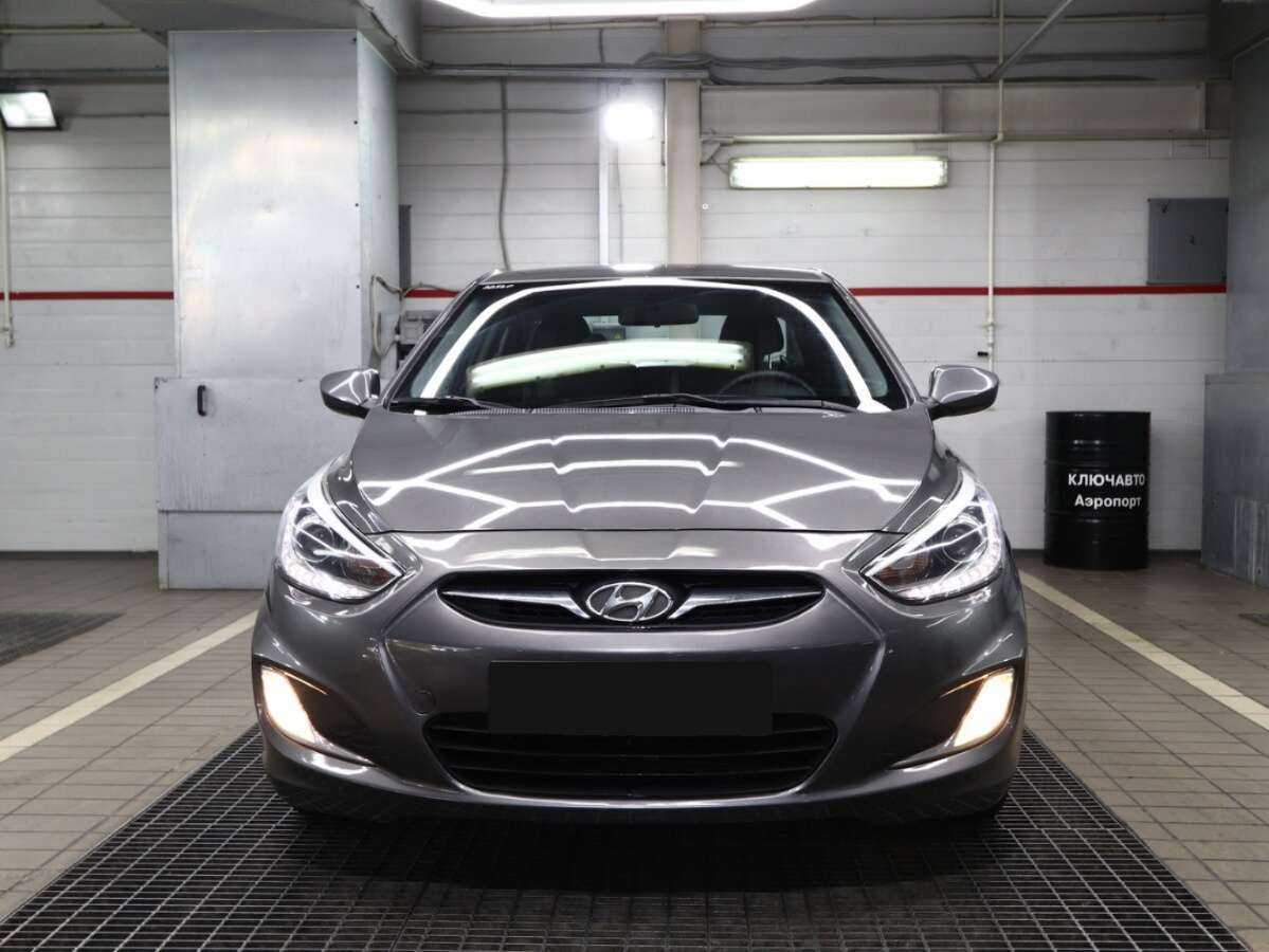 Купить Hyundai Solaris, 2014, 97 000 км, фото №3