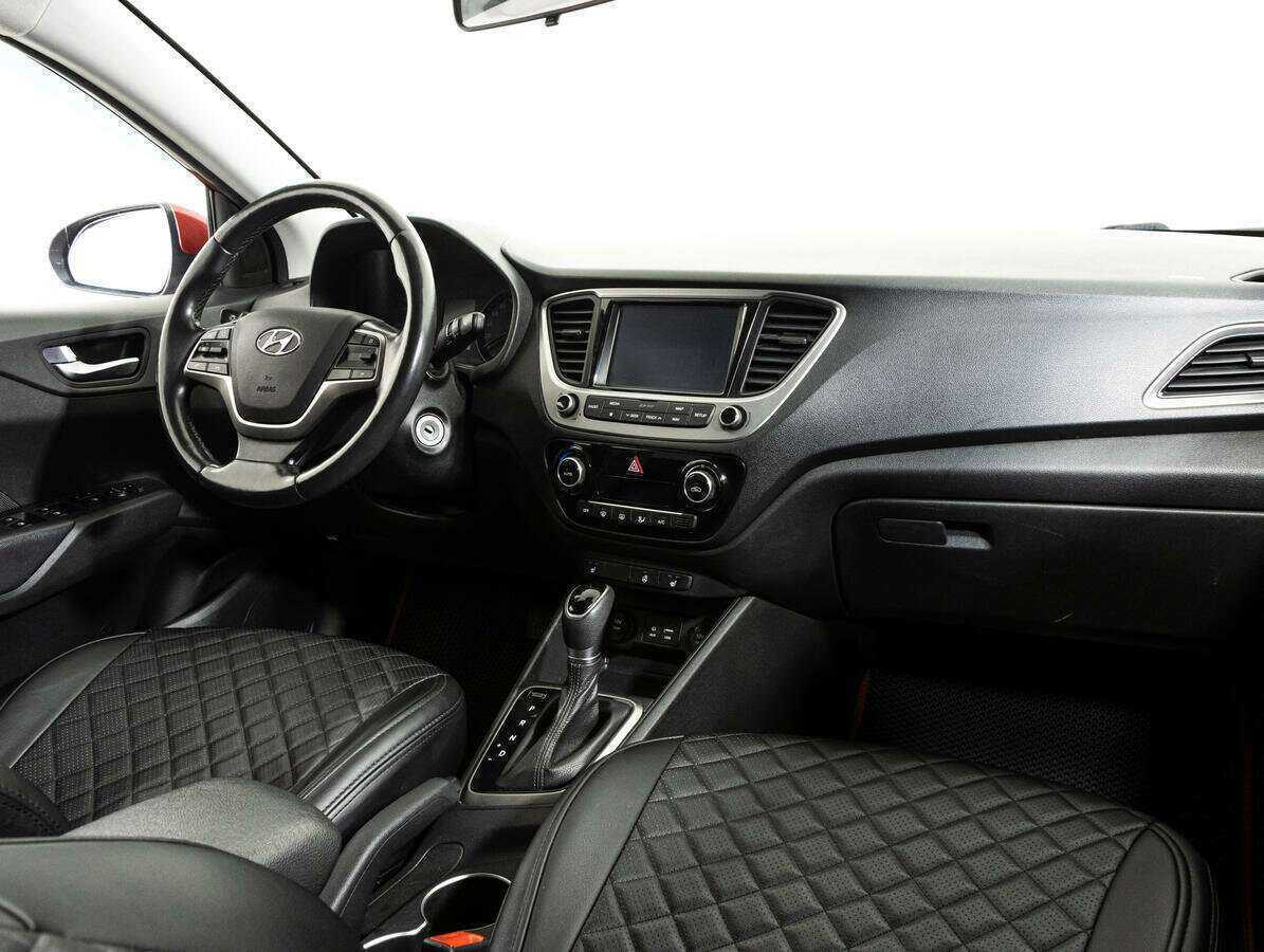 Купить Hyundai Solaris, 2018, 102 913 км, фото №9