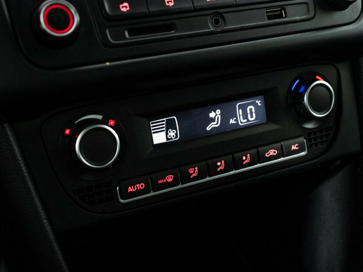 Купить Volkswagen Polo V, 2013, 167 490 км, фото №14