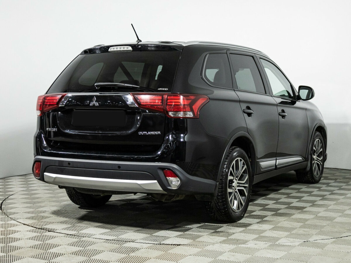 Купить Mitsubishi Outlander III Рестайлинг 2, 2016, 111 182 км, фото №4