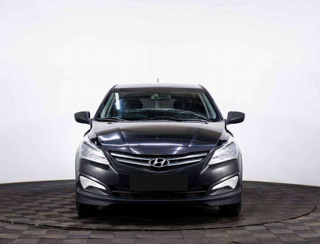 Купить Hyundai Solaris, 2016, 138 787 км, фото №2