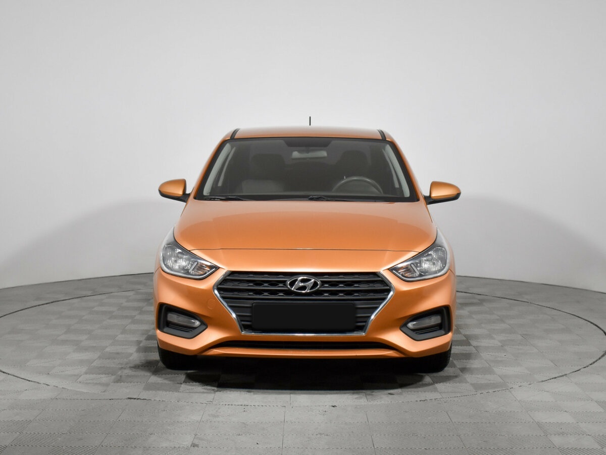 Купить Hyundai Solaris II, 2017, 87 427 км, фото №2