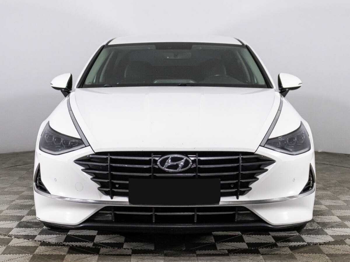Купить Hyundai Sonata, 2019, 167 015 км, фото №2