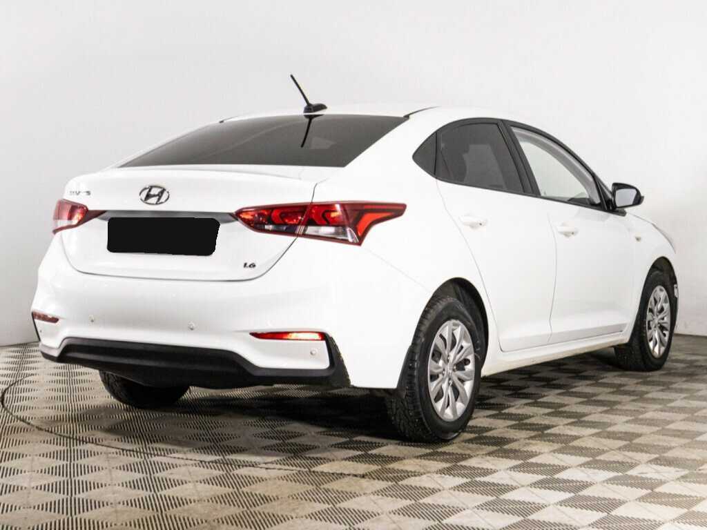 Купить Hyundai Solaris, 2017, 111 142 км, фото №5