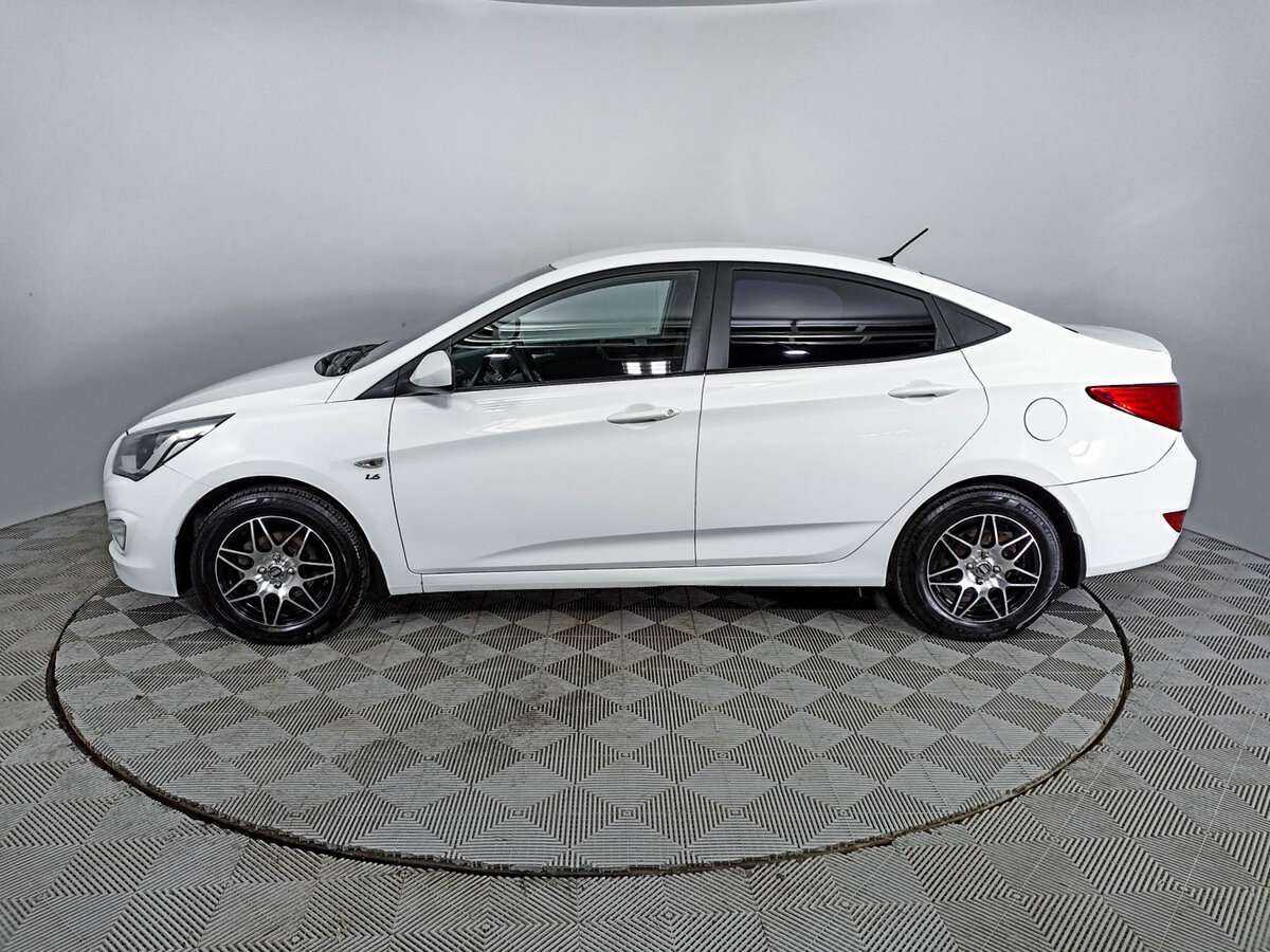 Купить Hyundai Solaris, 2015, 125 600 км, фото №8