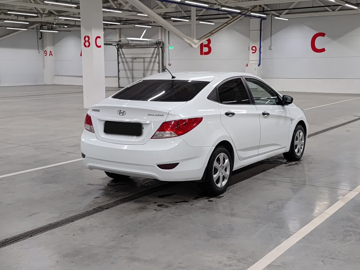 Купить Hyundai Solaris I, 2013, 231 294 км, фото №5