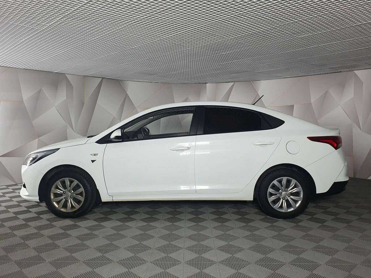 Купить Hyundai Solaris, 2021, 92 602 км, фото №3