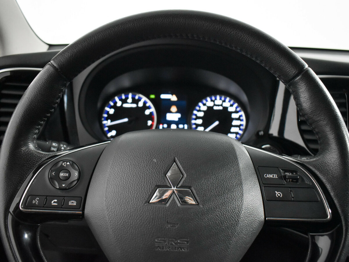 Купить Mitsubishi Outlander III Рестайлинг 2, 2018, 98 045 км, фото №16