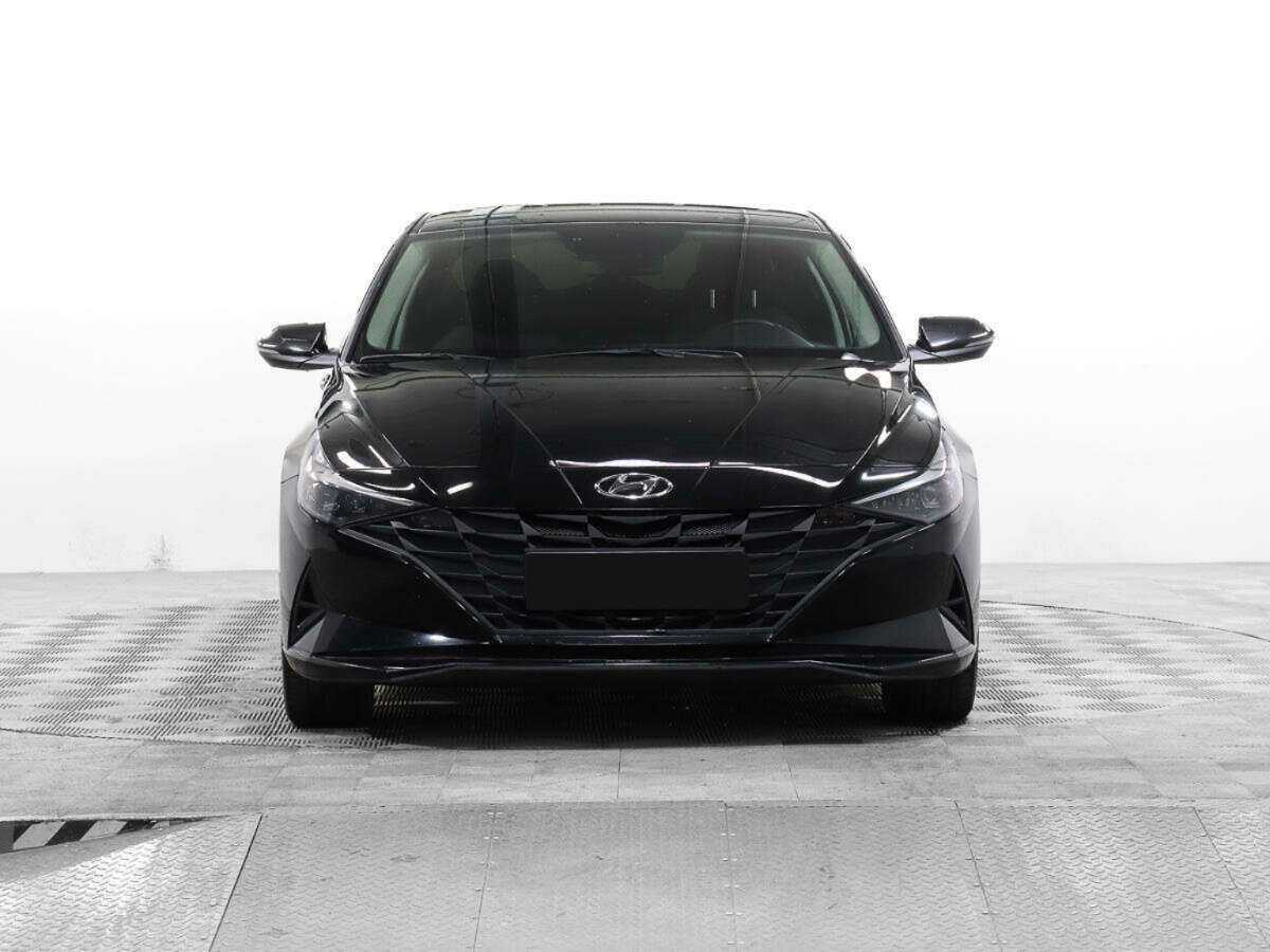 Купить Hyundai Elantra, 2021, 56 100 км, фото №2