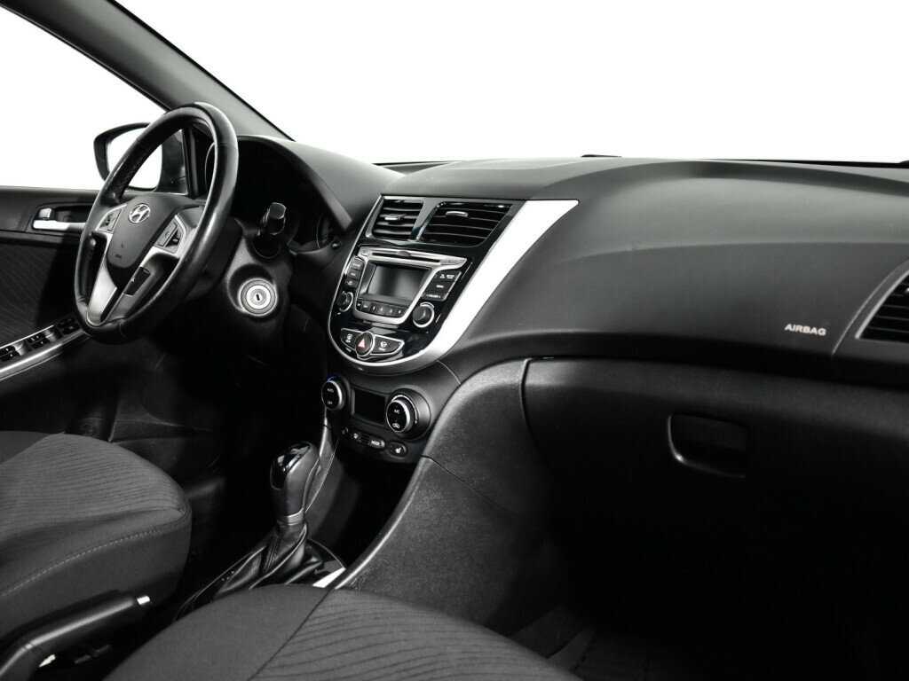 Купить Hyundai Solaris, 2016, 67 700 км, фото №9