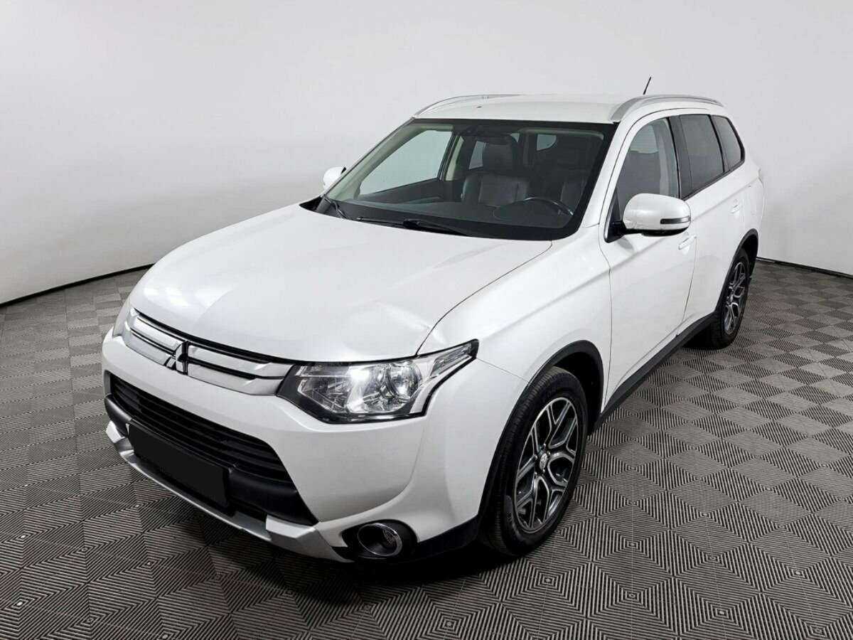 Купить Mitsubishi Outlander, 2014, 181 183 км, фото №1