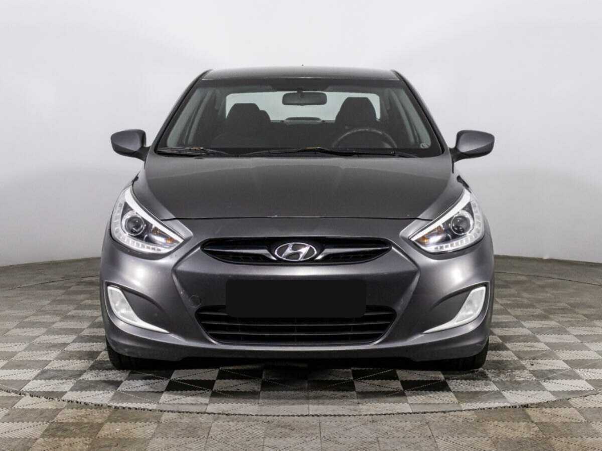 Купить Hyundai Solaris, 2014, 228 655 км, фото №2