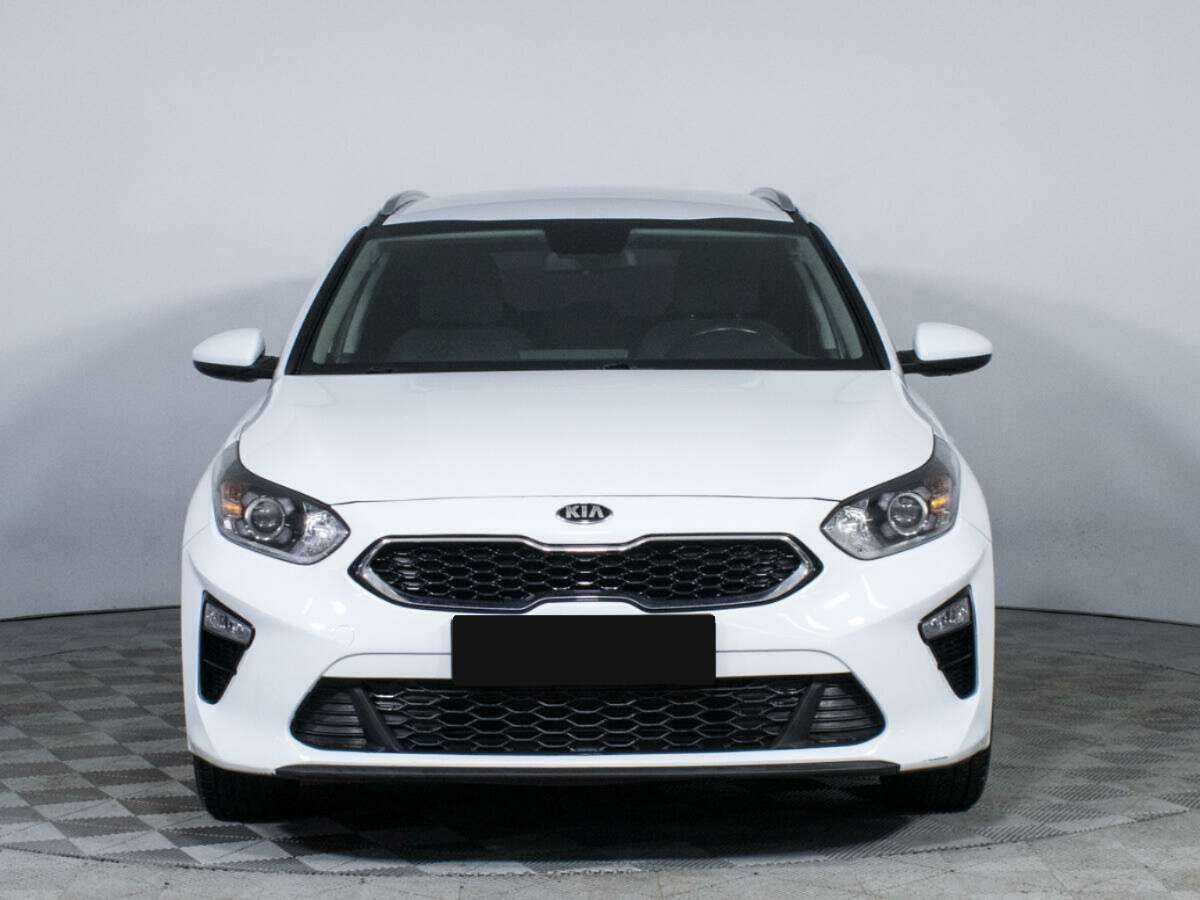 Купить Kia Ceed, 2020, 121 000 км, фото №2