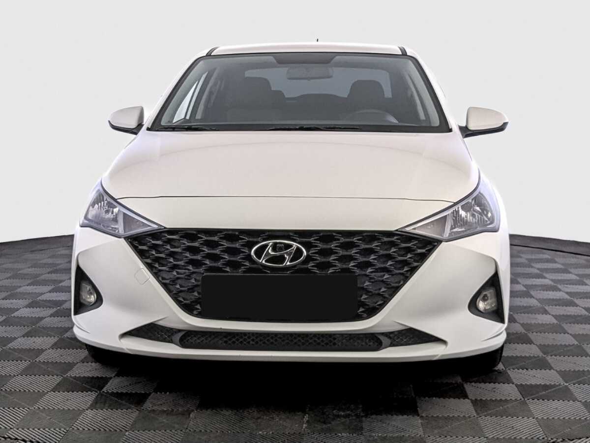 Купить Hyundai Solaris, 2022, 67 372 км, фото №2