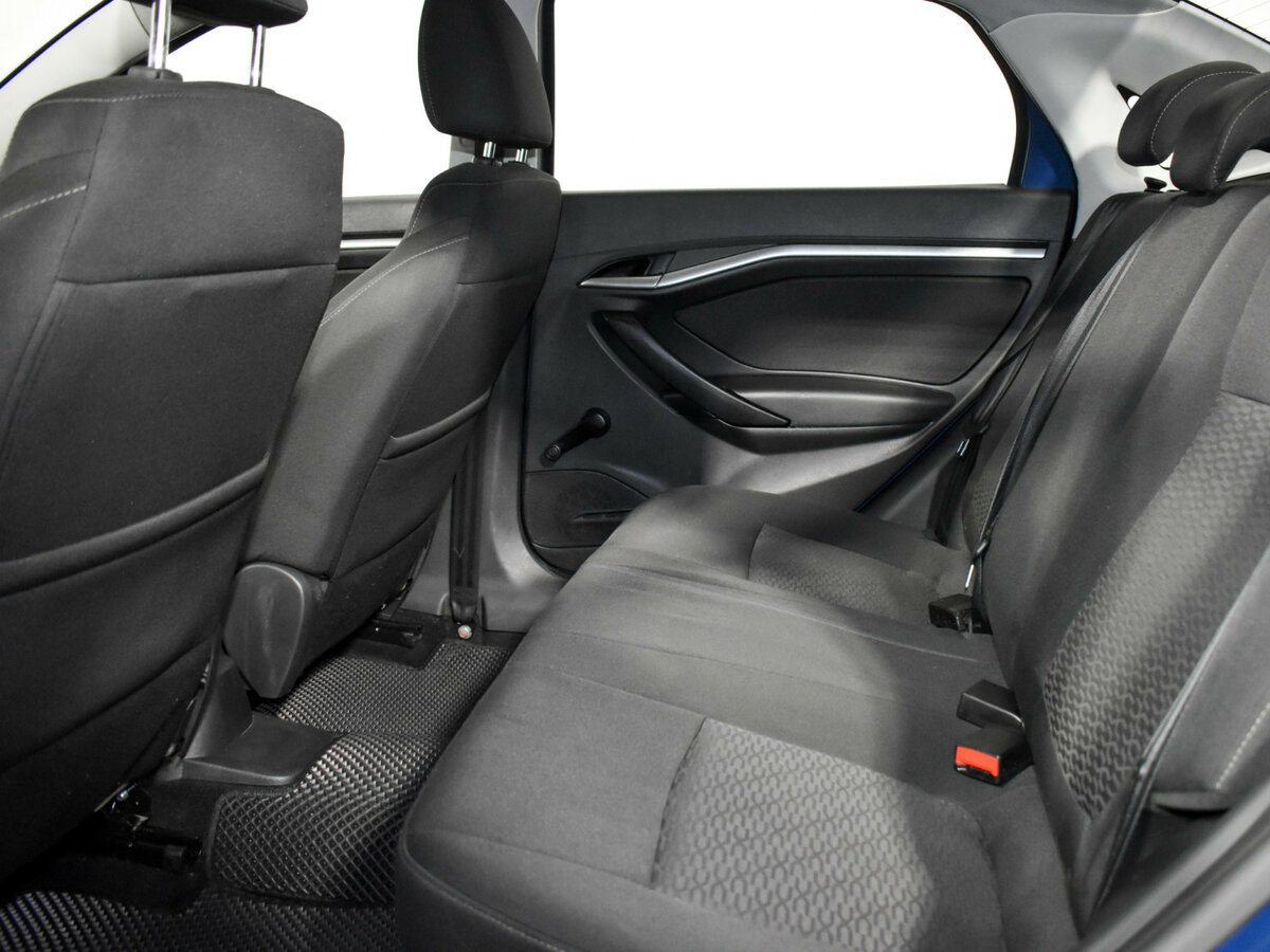 Купить Lada (ВАЗ) Vesta I, 2016, 150 000 км, фото №11