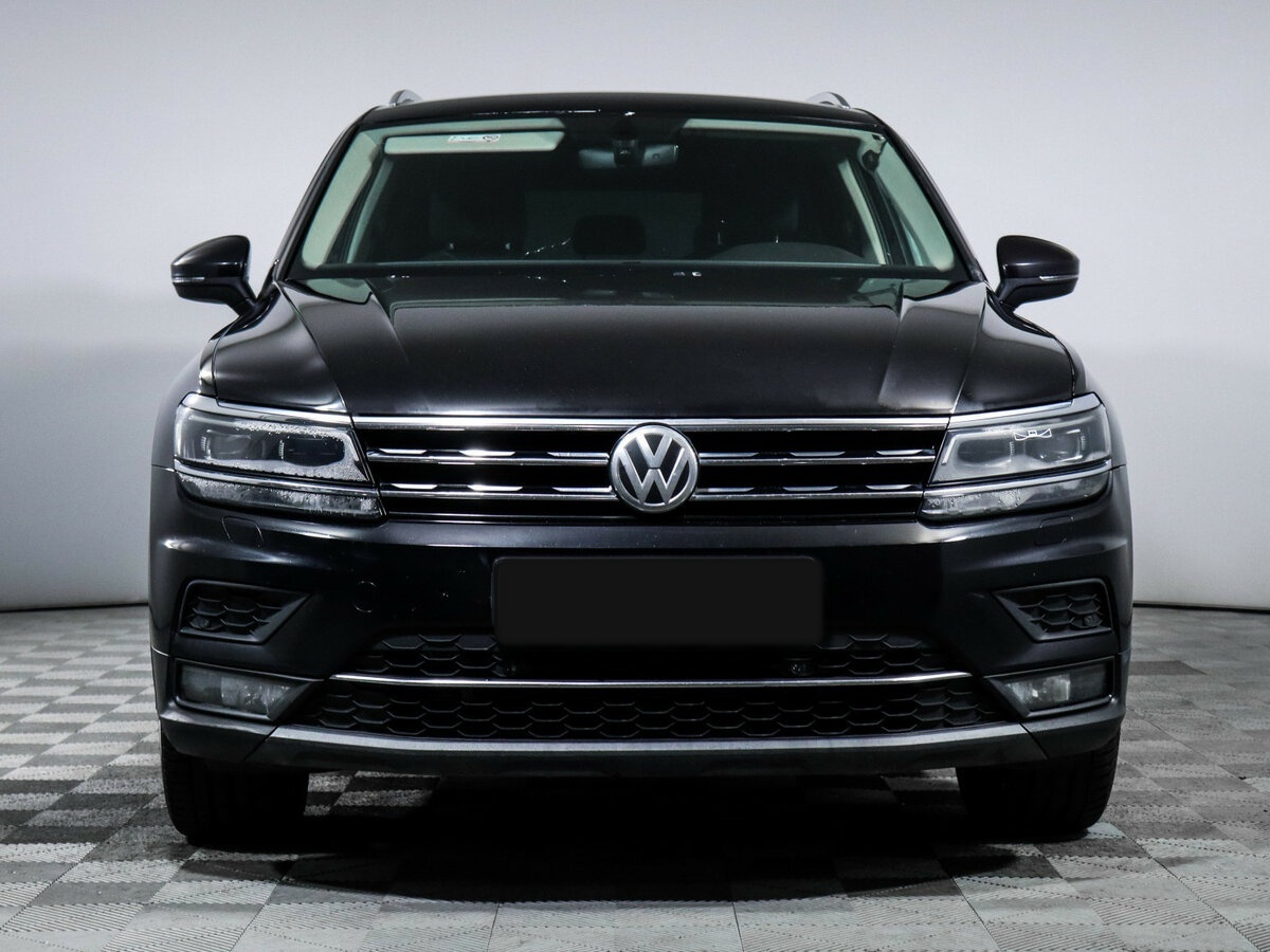 Купить Volkswagen Tiguan II, 2018, 110 600 км, фото №2