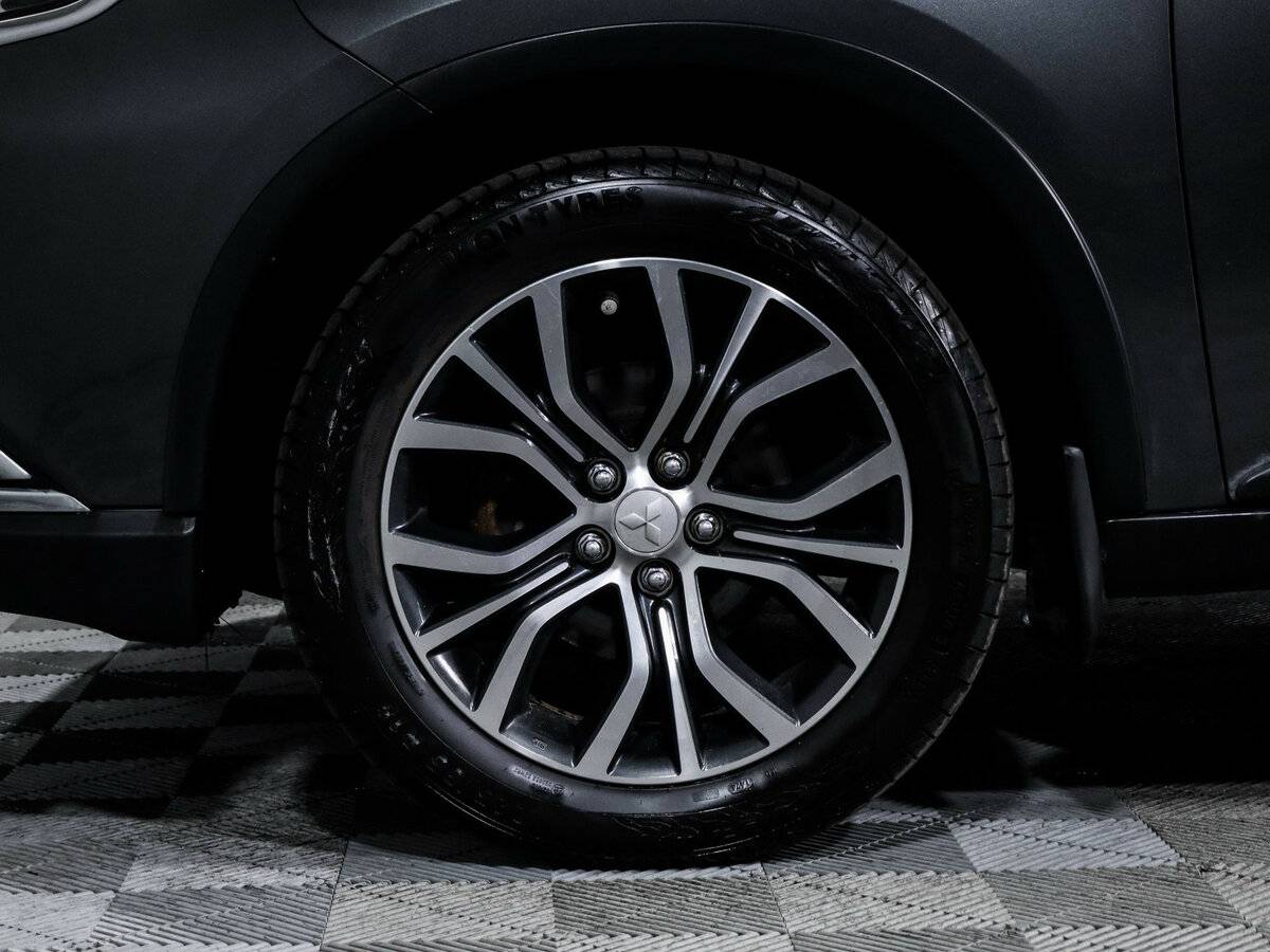 Купить Mitsubishi Outlander III Рестайлинг 2, 2018, 112 967 км, фото №11