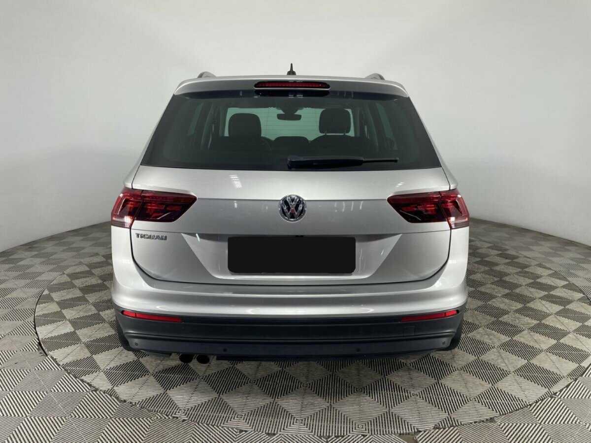 Купить Volkswagen Tiguan, 2019, 79 451 км, фото №3