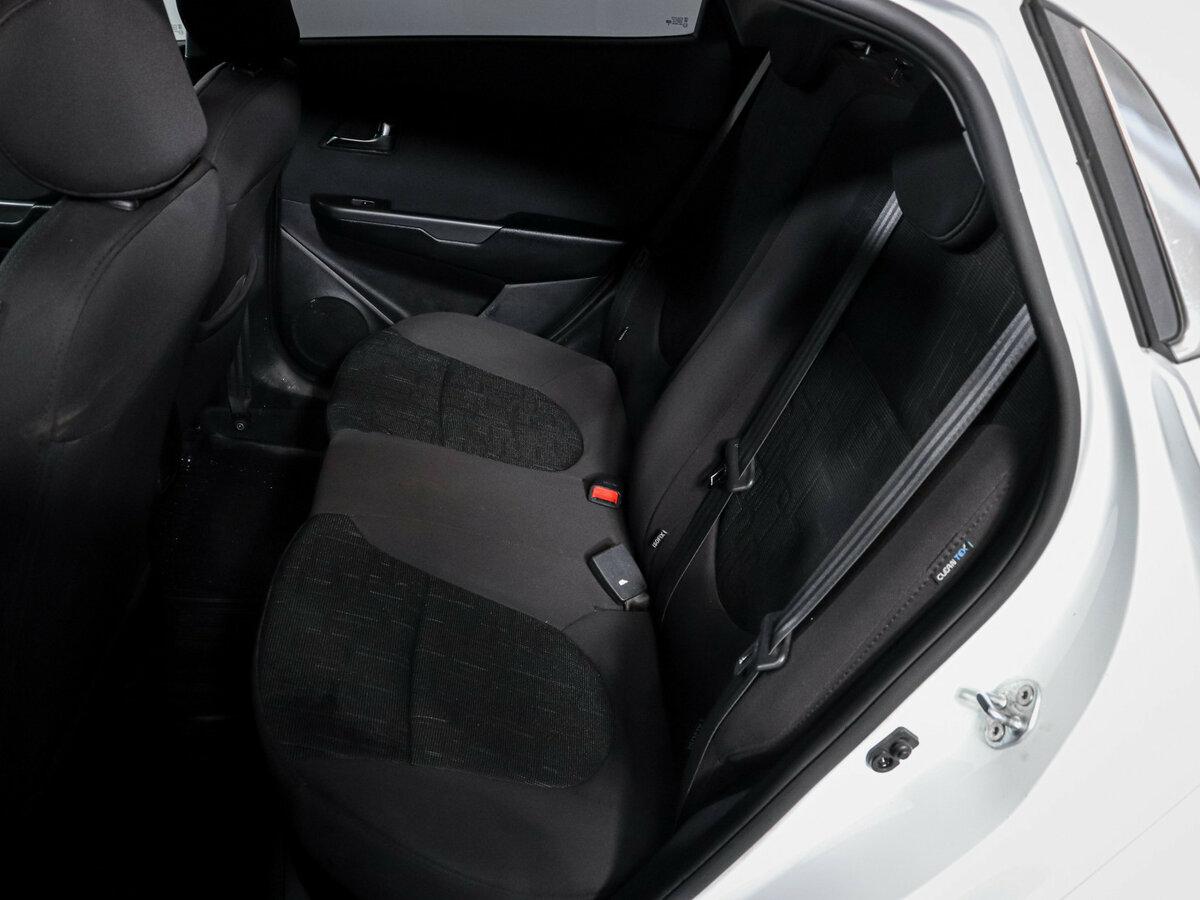 Купить Kia Rio III Рестайлинг, 2015, 132 424 км, фото №8