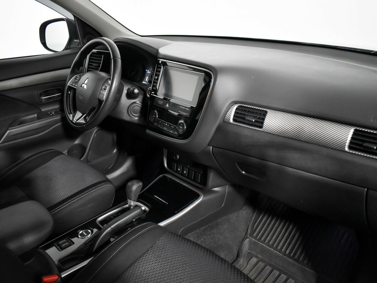 Купить Mitsubishi Outlander III Рестайлинг 2, 2018, 98 045 км, фото №11