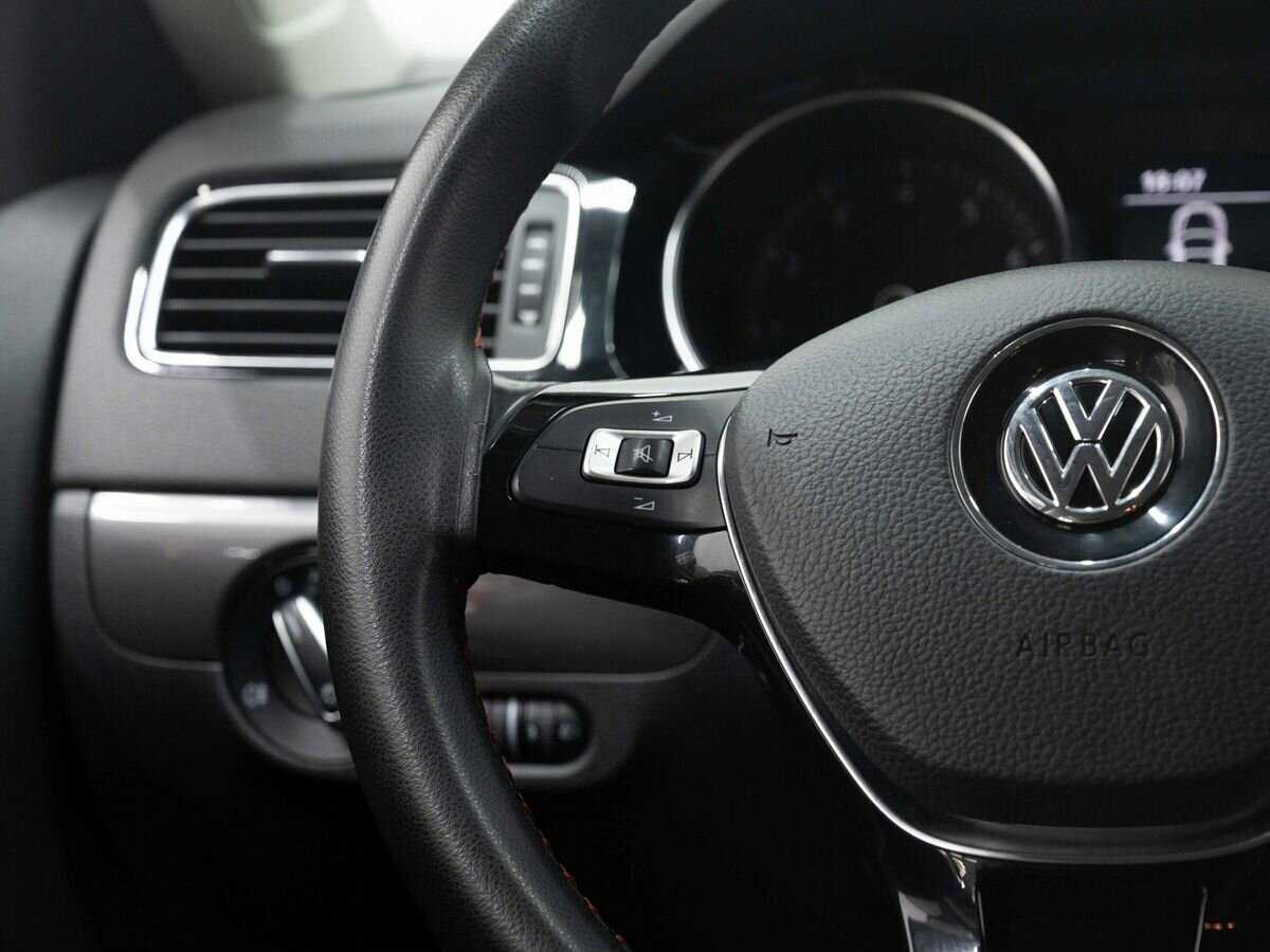 Купить Volkswagen Jetta, 2016, 170 000 км, фото №15