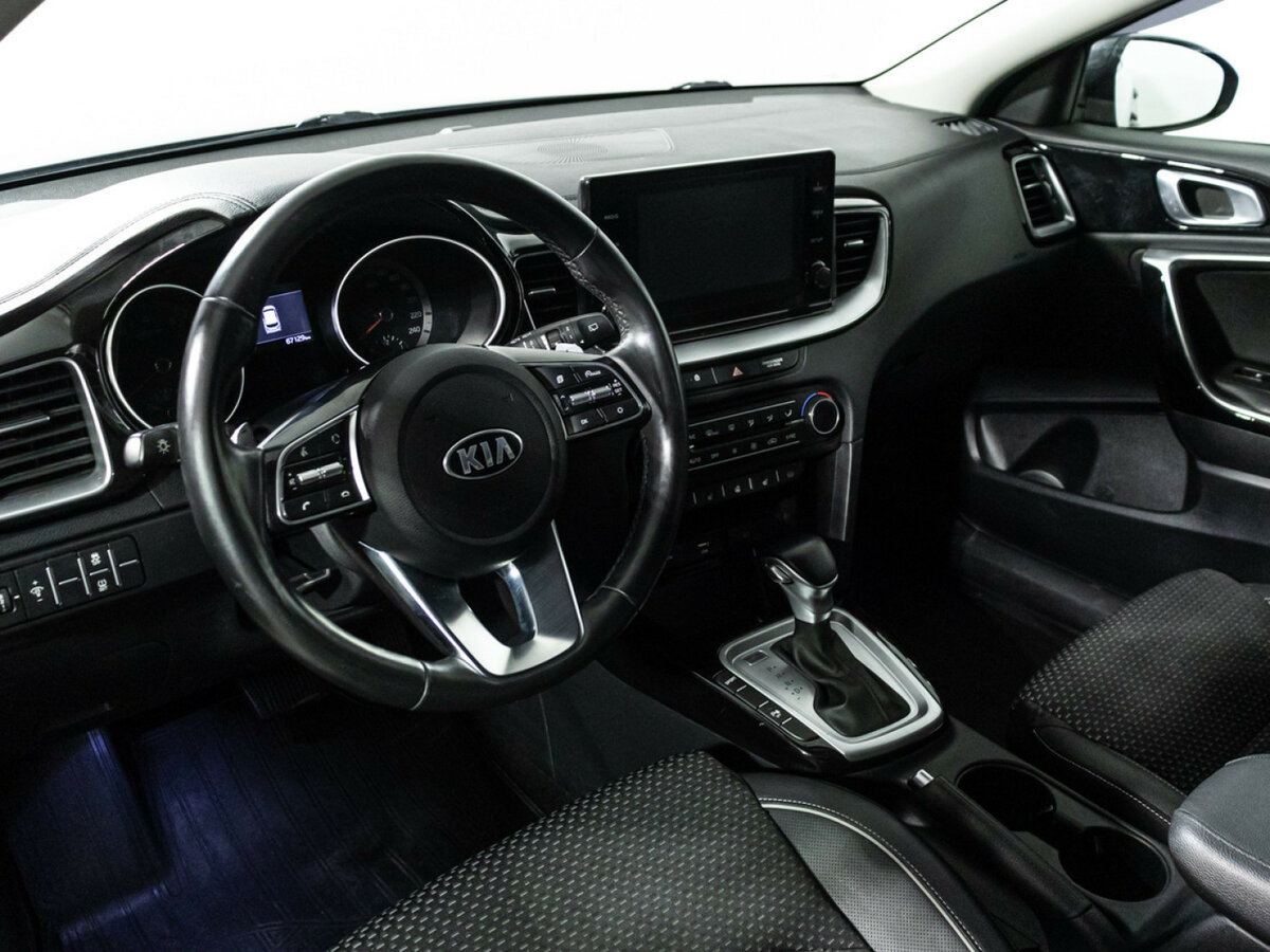 Купить Kia Ceed III, 2021, 67 000 км, фото №11