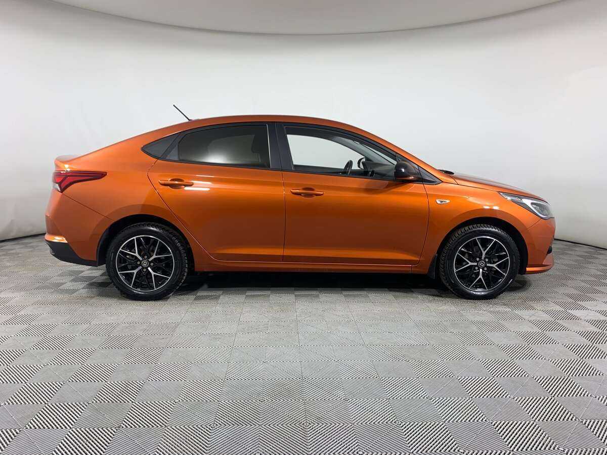 Купить Hyundai Solaris, 2022, 51 789 км, фото №4