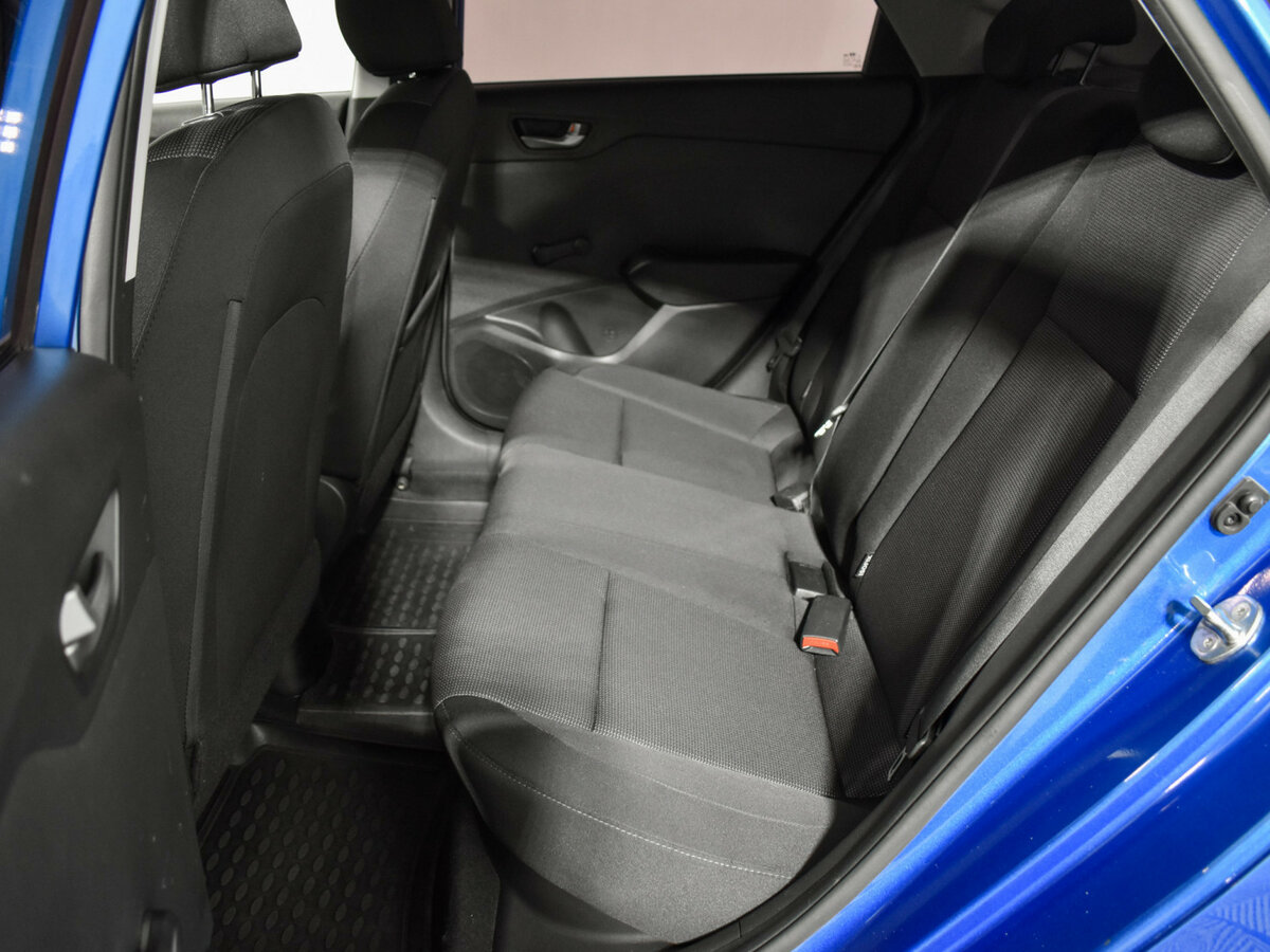 Купить Hyundai Solaris II, 2017, 81 039 км, фото №11