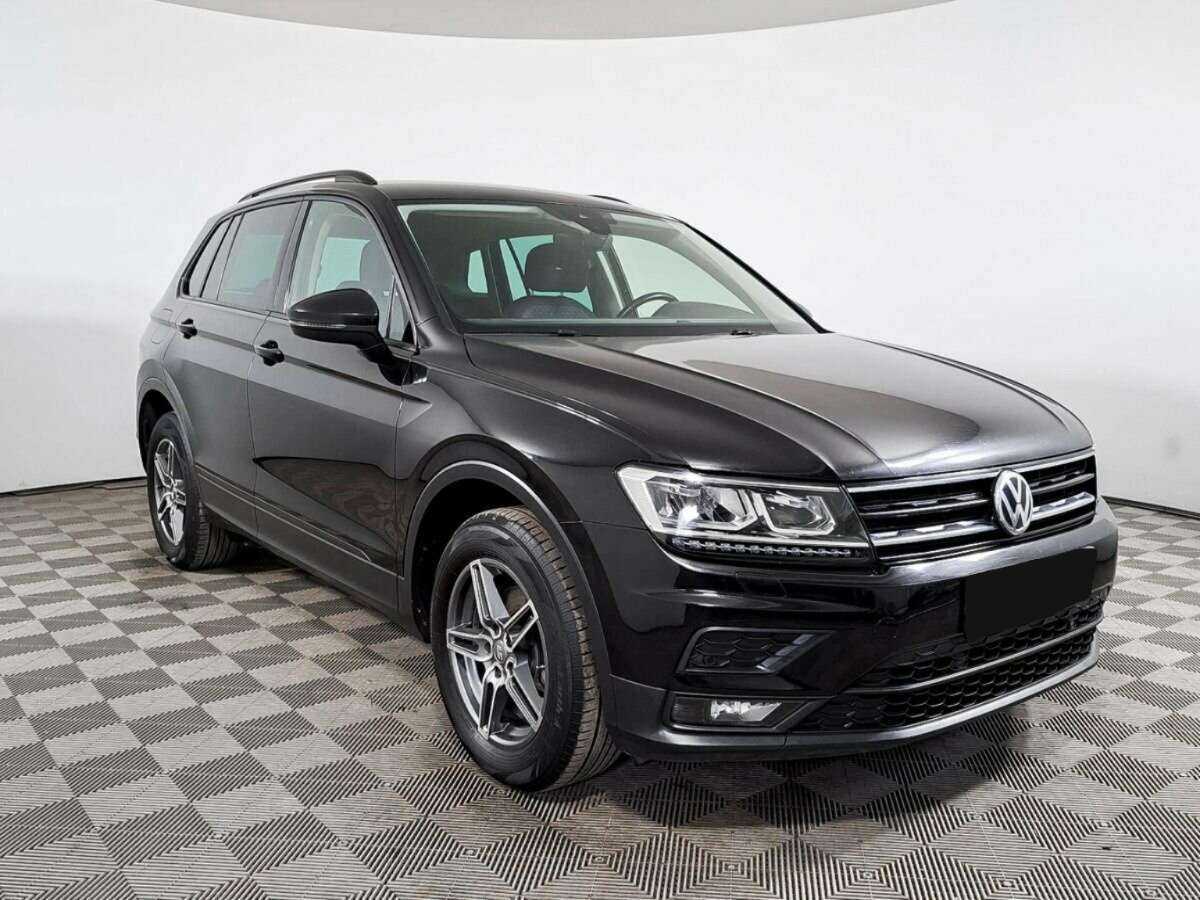 Купить Volkswagen Tiguan, 2019, 103 600 км, фото №3