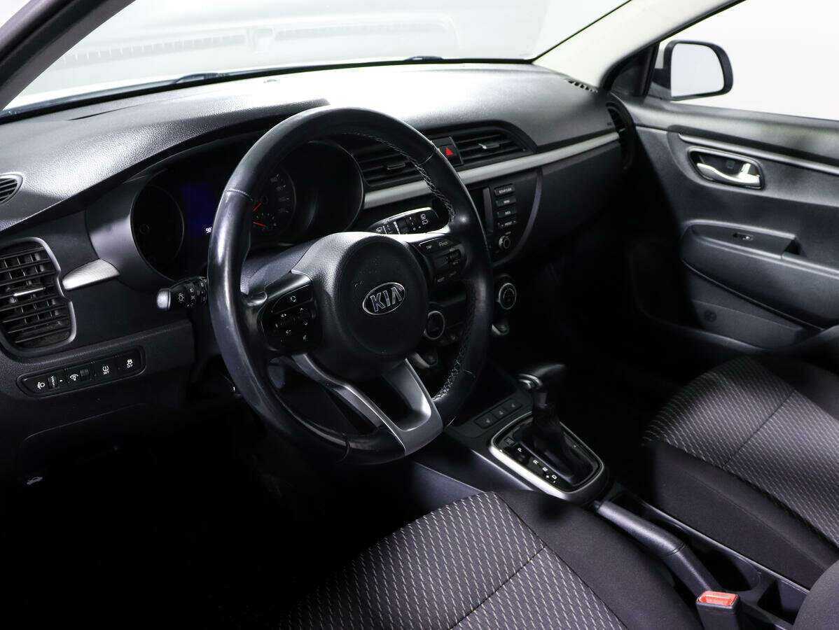 Купить Kia Rio X-Line, 2018, 98 000 км, фото №13