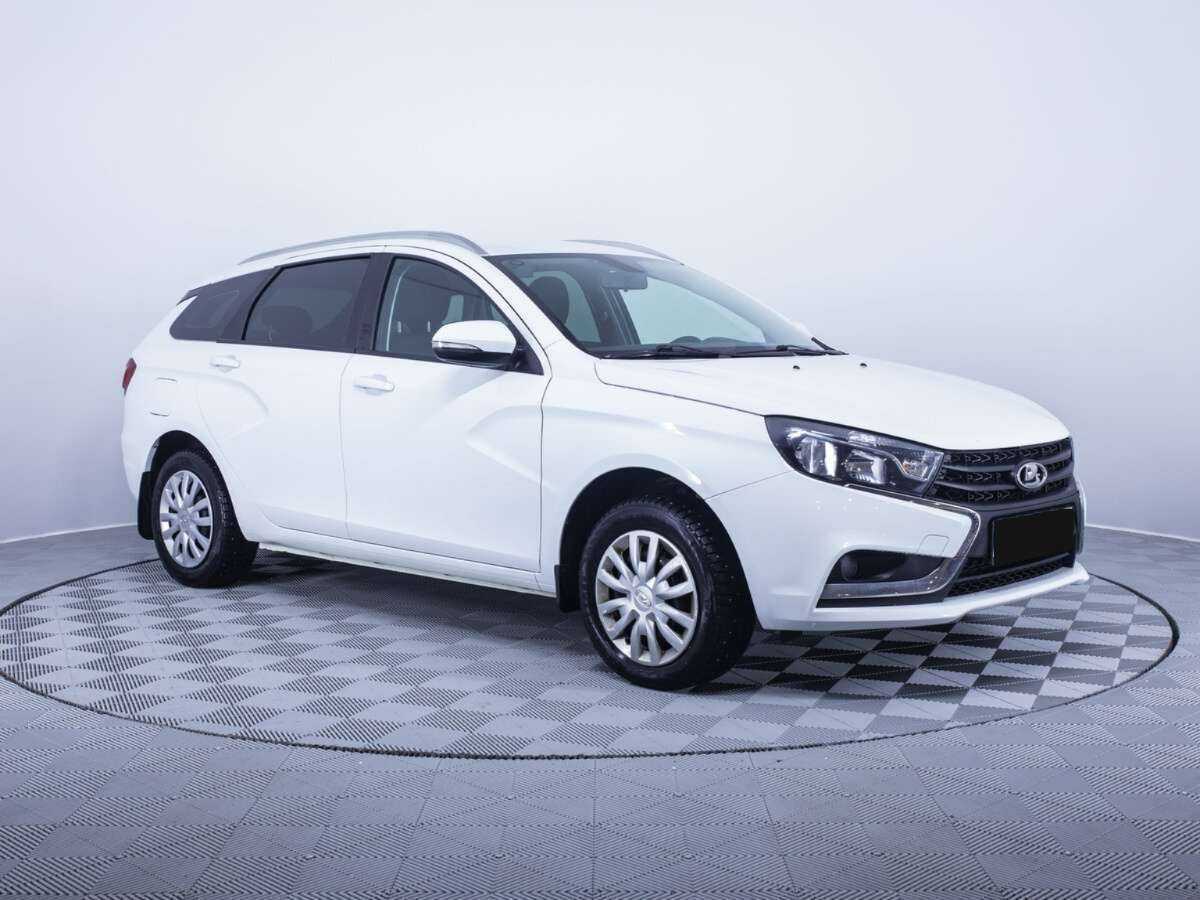 Купить Lada (ВАЗ) Vesta SW, 2018, 109 089 км, фото №3