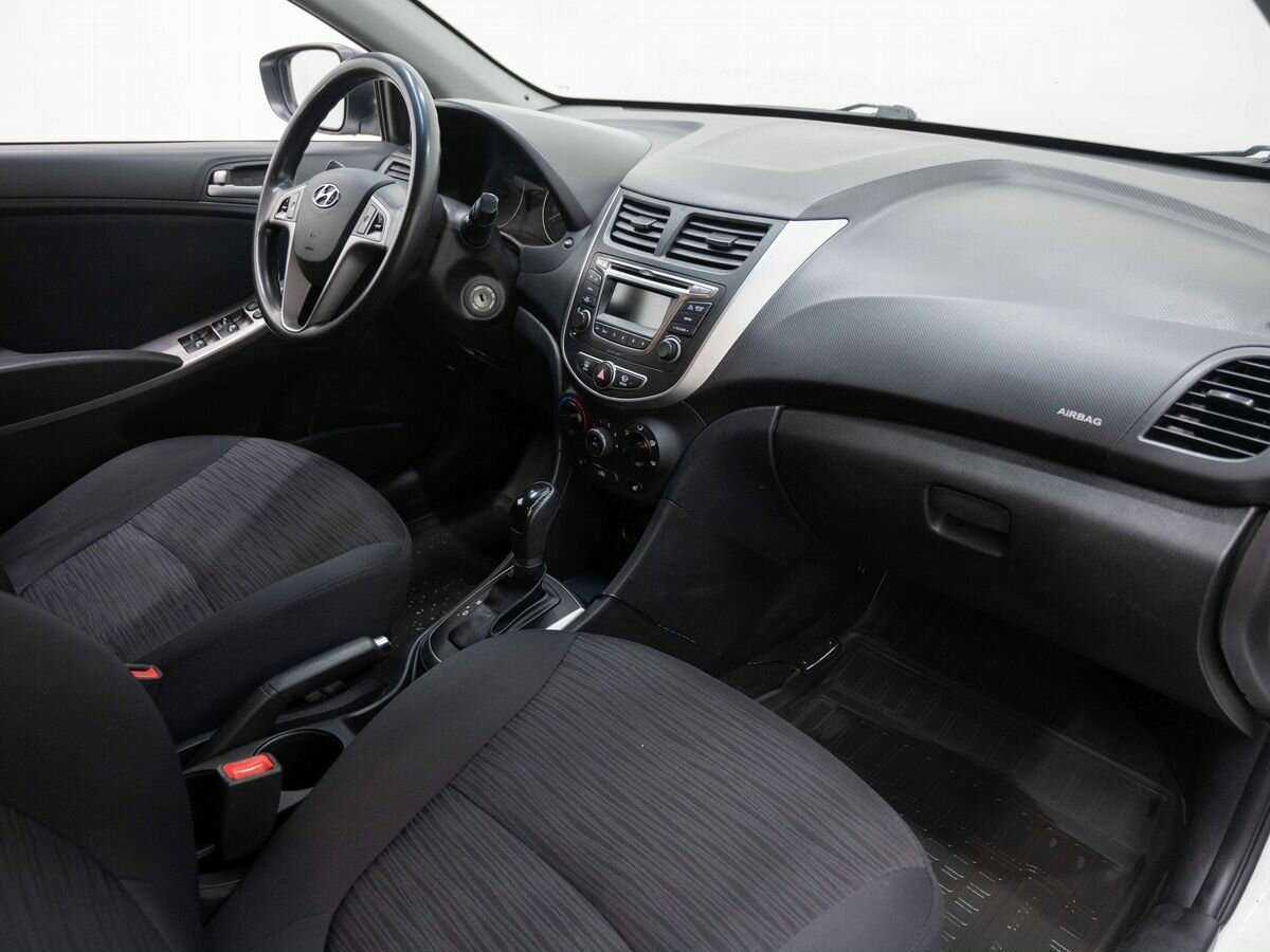 Купить Hyundai Solaris, 2014, 111 500 км, фото №12