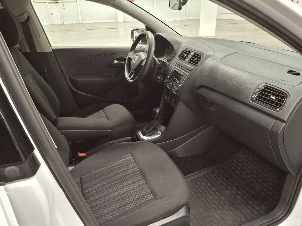 Купить Volkswagen Polo V Рестайлинг, 2019, 87 715 км, фото №11