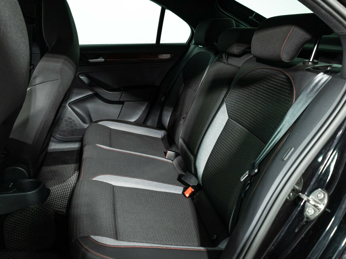 Купить Volkswagen Polo VI, 2021, 105 906 км, фото №10