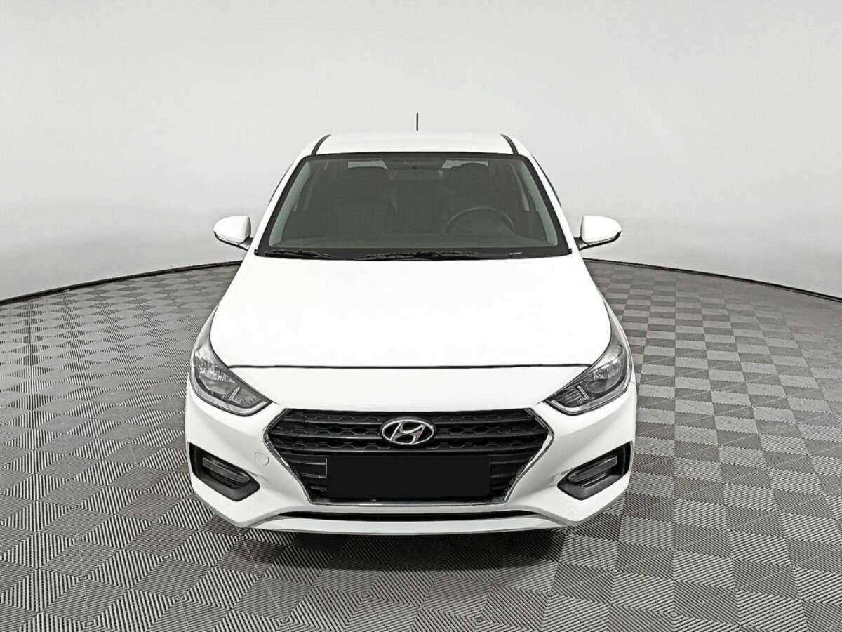 Купить Hyundai Solaris, 2017, 31 000 км, фото №2