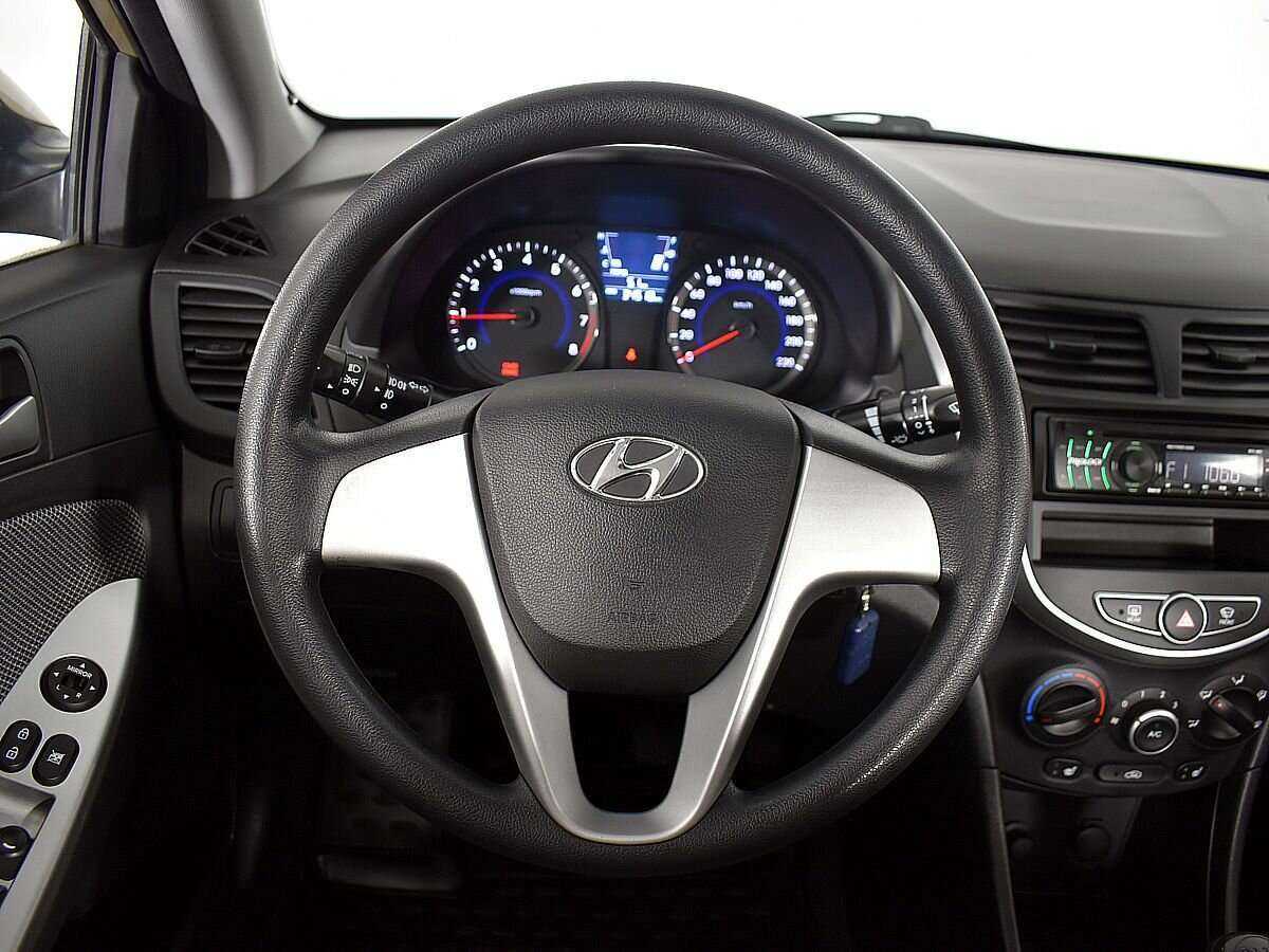 Купить Hyundai Solaris, 2014, 34 500 км, фото №11