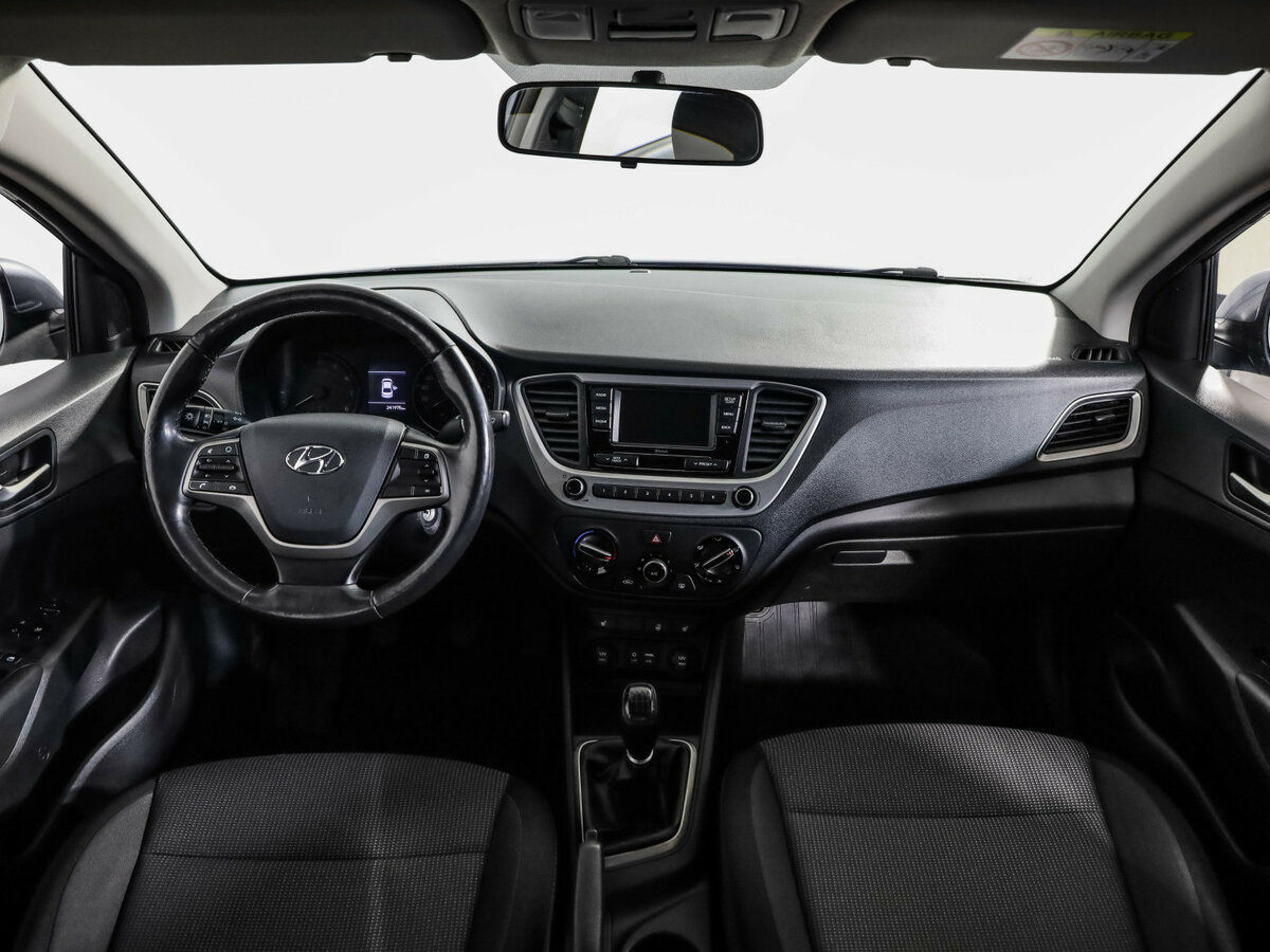 Купить Hyundai Solaris II, 2018, 241 555 км, фото №7