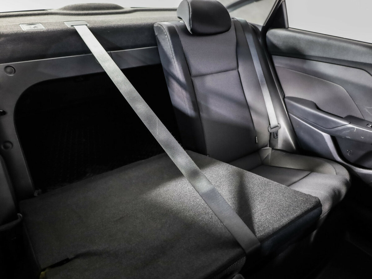 Купить Hyundai Solaris II, 2018, 241 555 км, фото №20