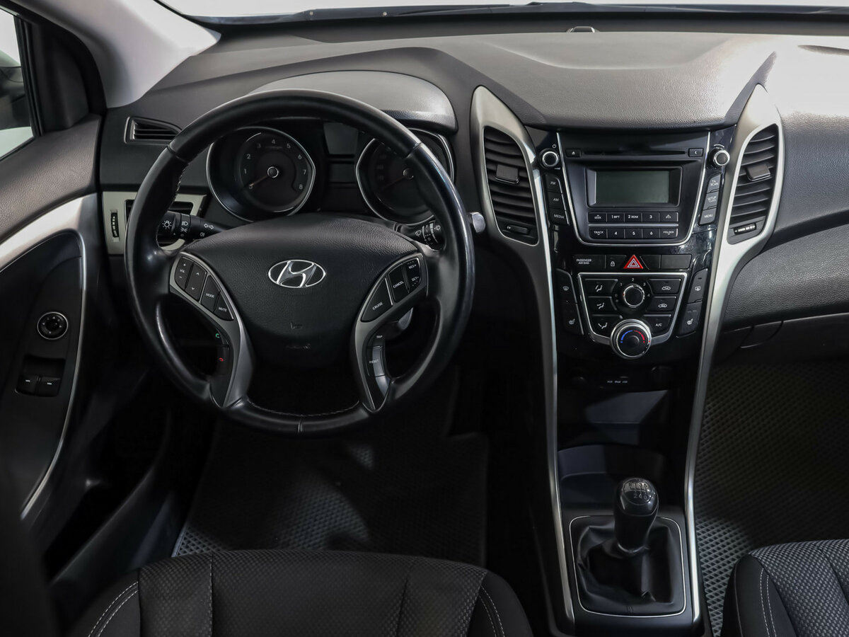 Купить Hyundai i30 II, 2013, 78 939 км, фото №9