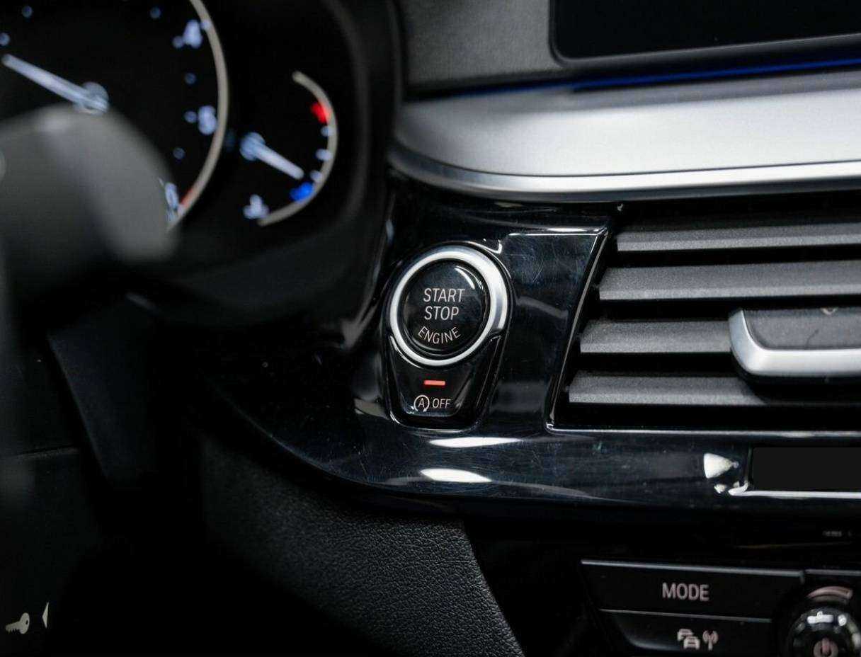 Купить BMW 5 серии 520d, 2017, 193 321 км, фото №24