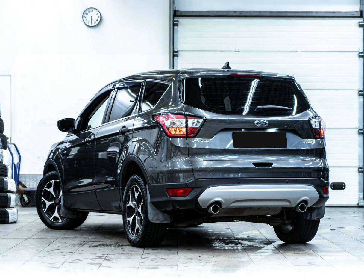 Купить Ford Kuga, 2017, 150 000 км, фото №4